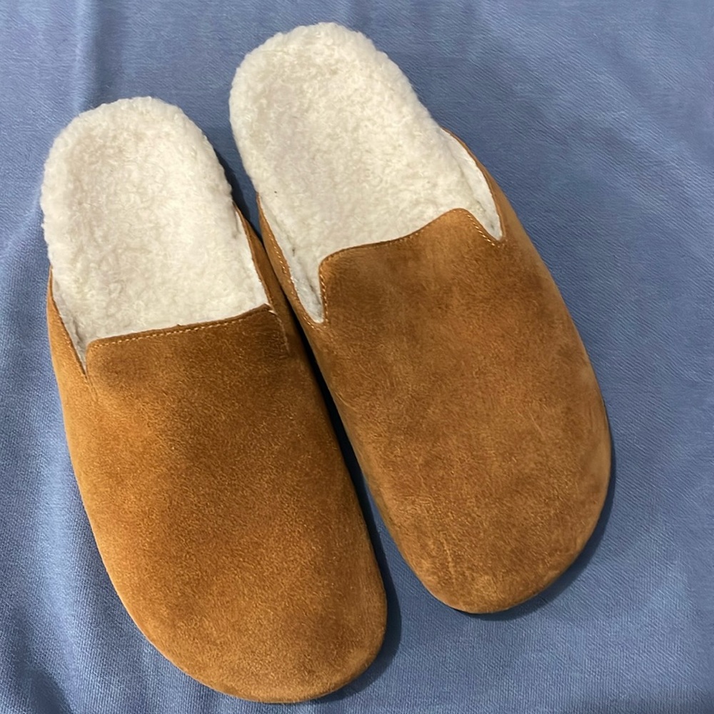 J. Crew suede clogs mules sherpa EUC 7.5